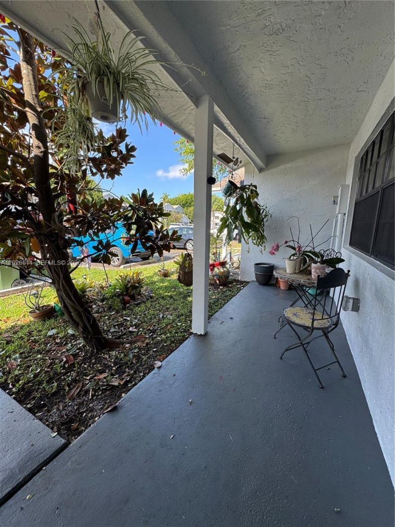 10428 NW 3rd St , Pembroke Pines, FL 33026 Photo
