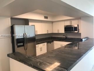 2655 Collins Ave , Unit 2308, Miami Beach, FL 33140 Photo