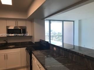 2655 Collins Ave , Unit 2308, Miami Beach, FL 33140 Photo
