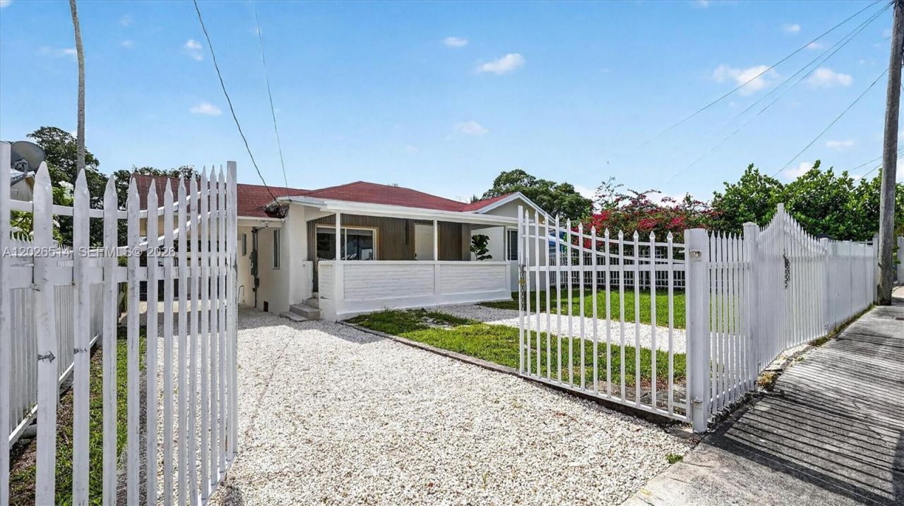 7612 NW 4th Ave , Miami, FL 33150 Photo