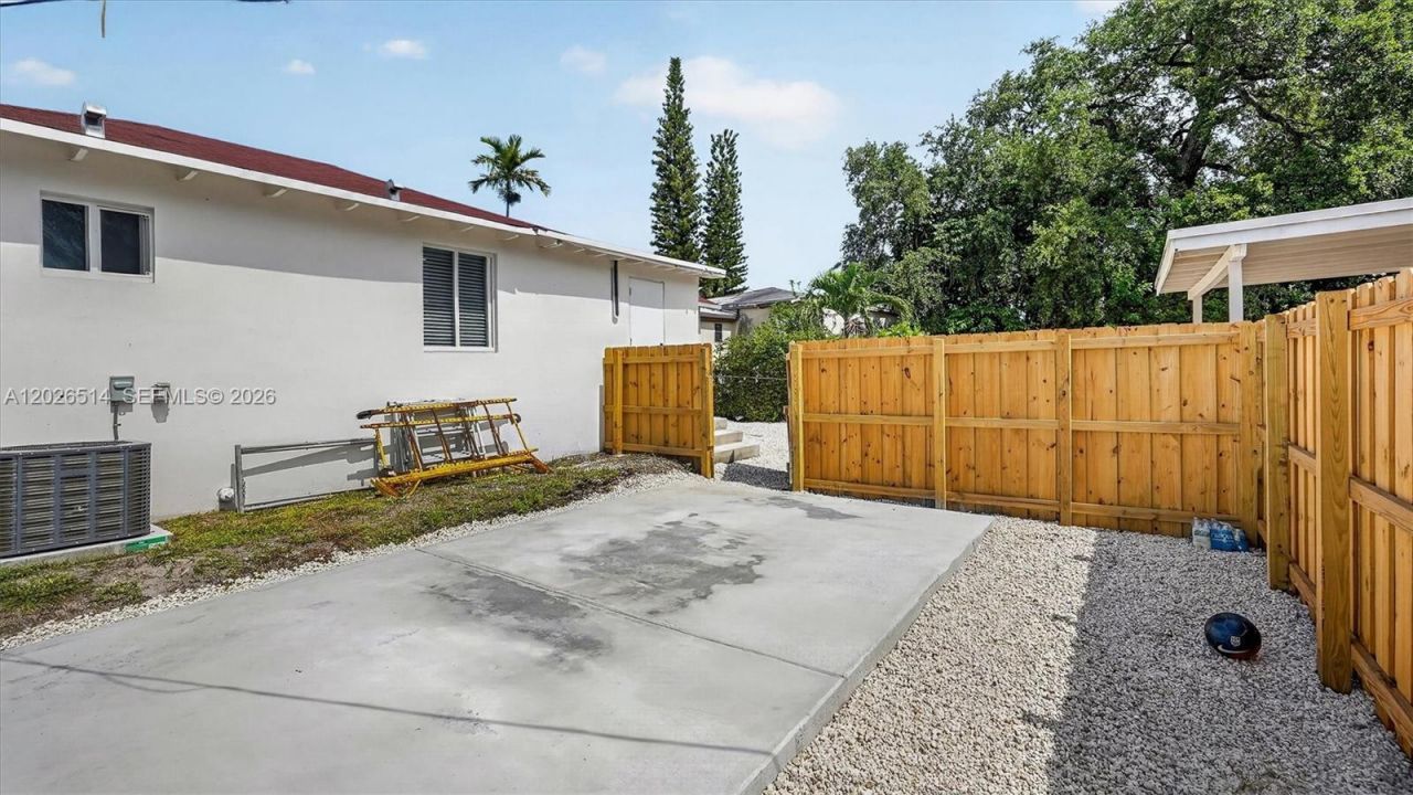 7612 NW 4th Ave , Miami, FL 33150 Photo
