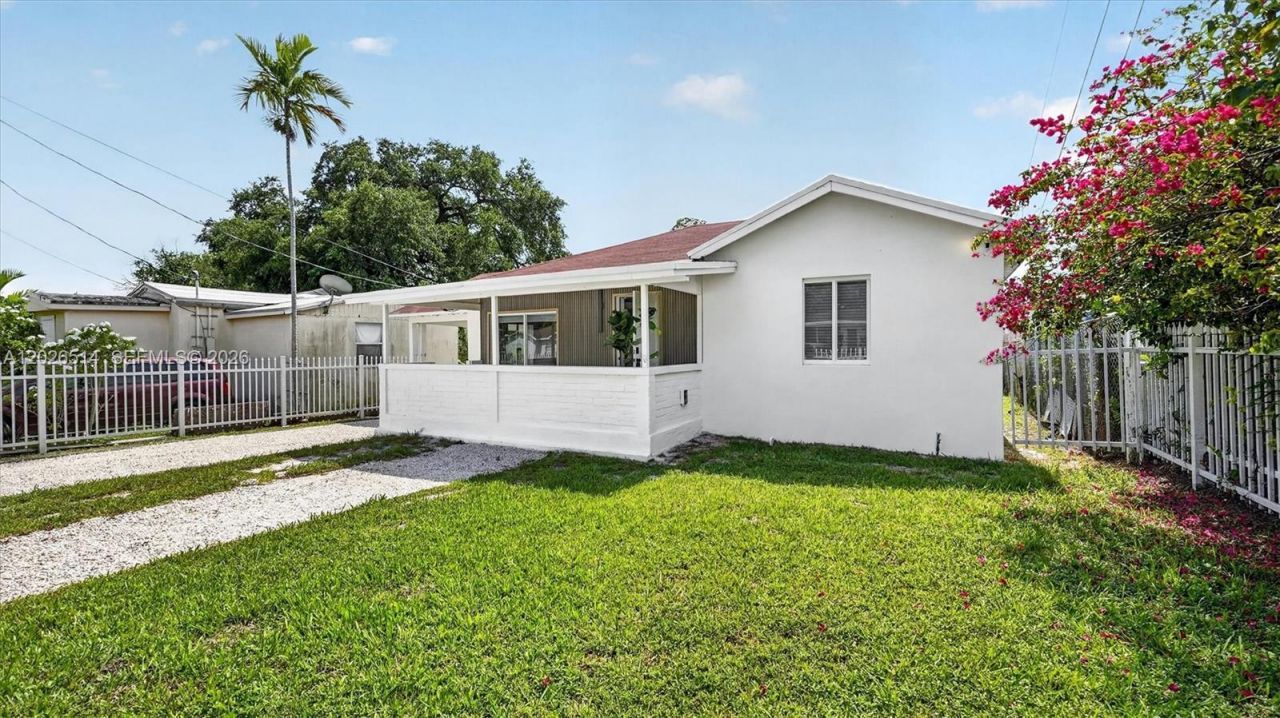 7612 NW 4th Ave , Miami, FL 33150 Photo