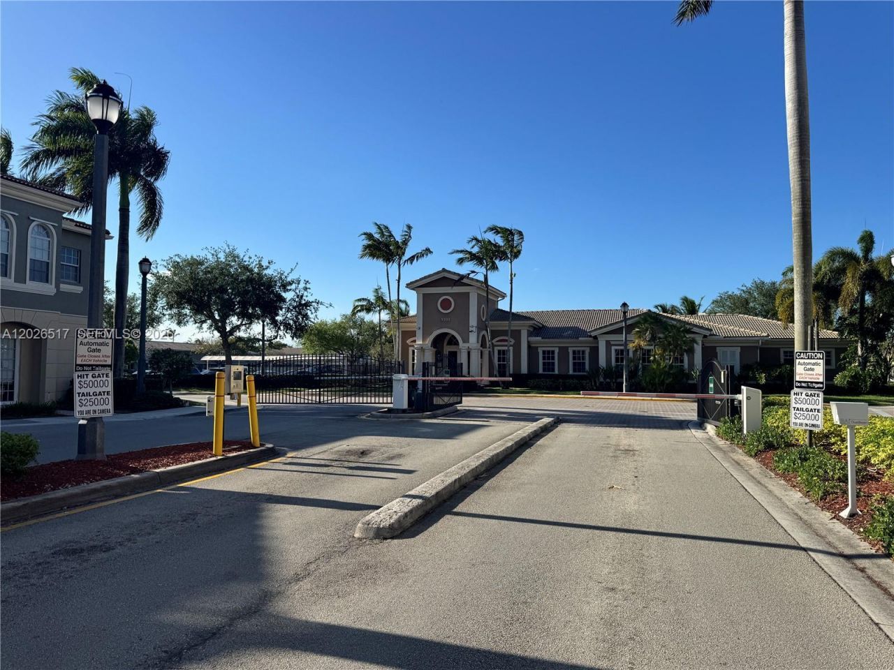 5819 Hampton Hills Blvd, Tamarac, FL 33321 Photo