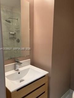 2421 Lake Pancoast Dr , Unit 3B, Miami Beach, FL 33140 Photo