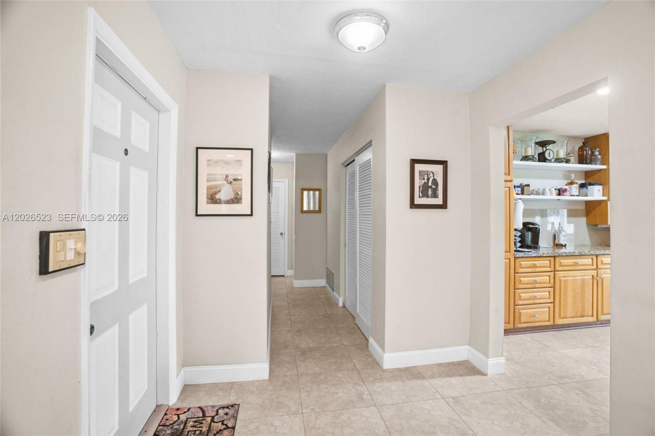 9000 Caribbean Blvd, Cutler Bay, FL 33157 Photo
