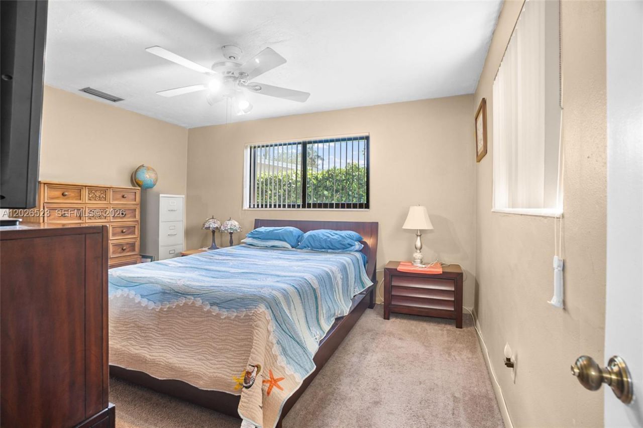 9000 Caribbean Blvd, Cutler Bay, FL 33157 Photo