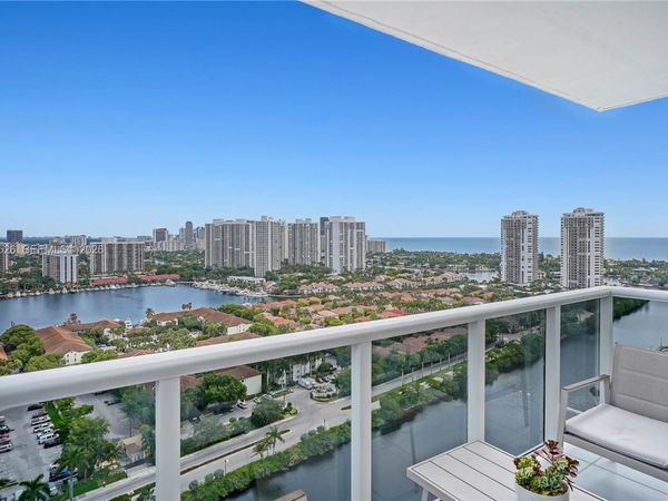 3625 N Country Club Dr, Unit 2610, Aventura, FL 33180