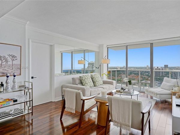 3625 N Country Club Dr, Unit 2610, Aventura, FL 33180