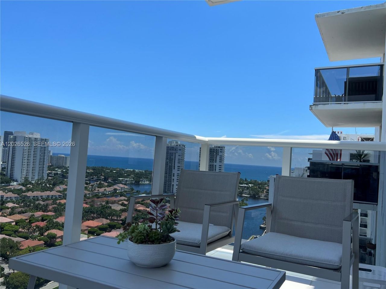 3625 N Country Club Dr , Unit 2610, Aventura, FL 33180 Photo