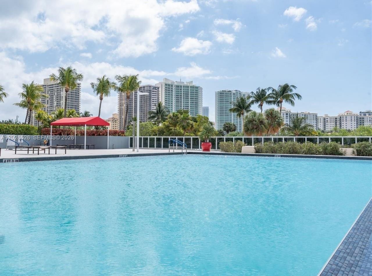 3625 N Country Club Dr , Unit 2610, Aventura, FL 33180 Photo
