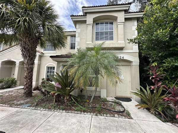 824 Summit Lake , West Palm Beach, FL 33406