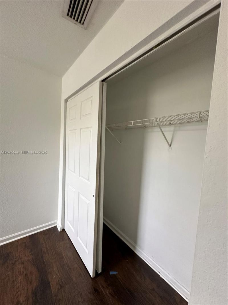 824 Summit Lake, West Palm Beach, FL 33406 Photo