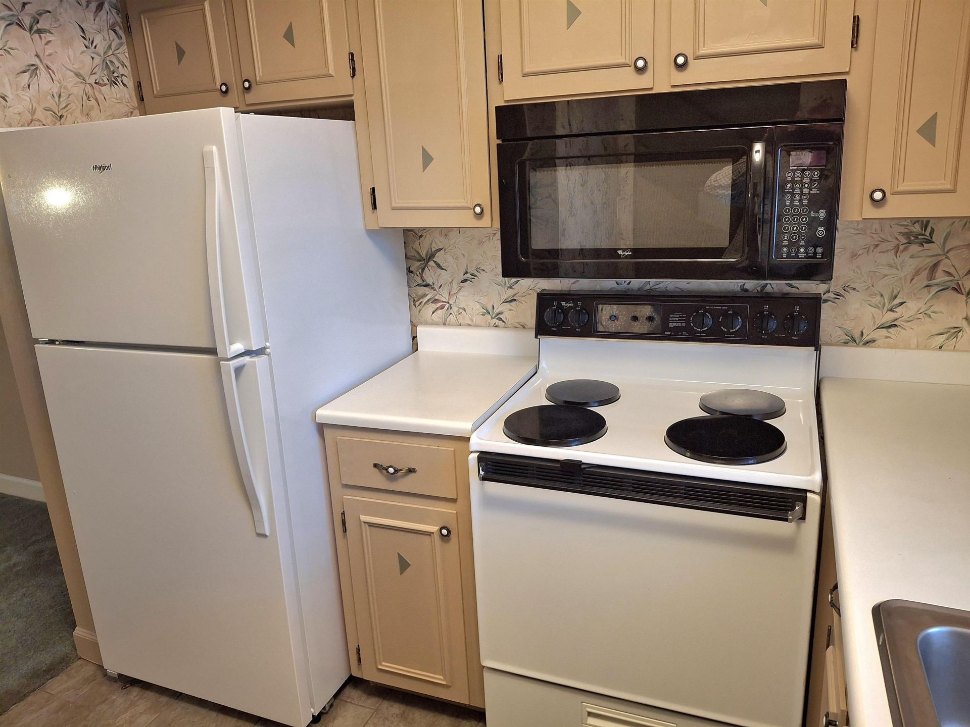 928 Villa Dr.  Photo 16