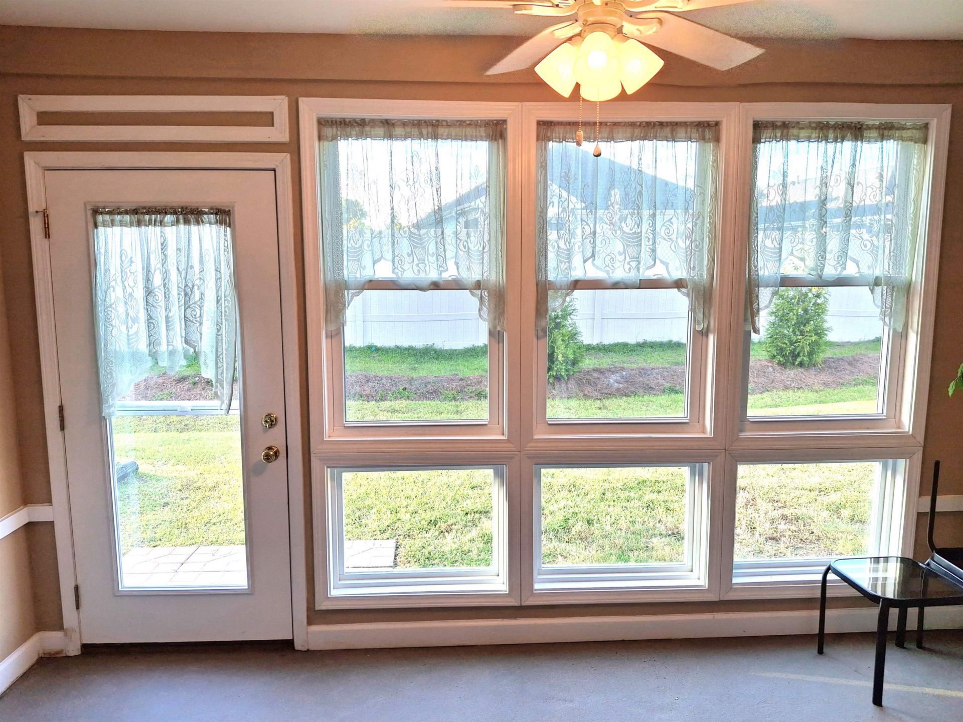 928 Villa Dr. Photo 17