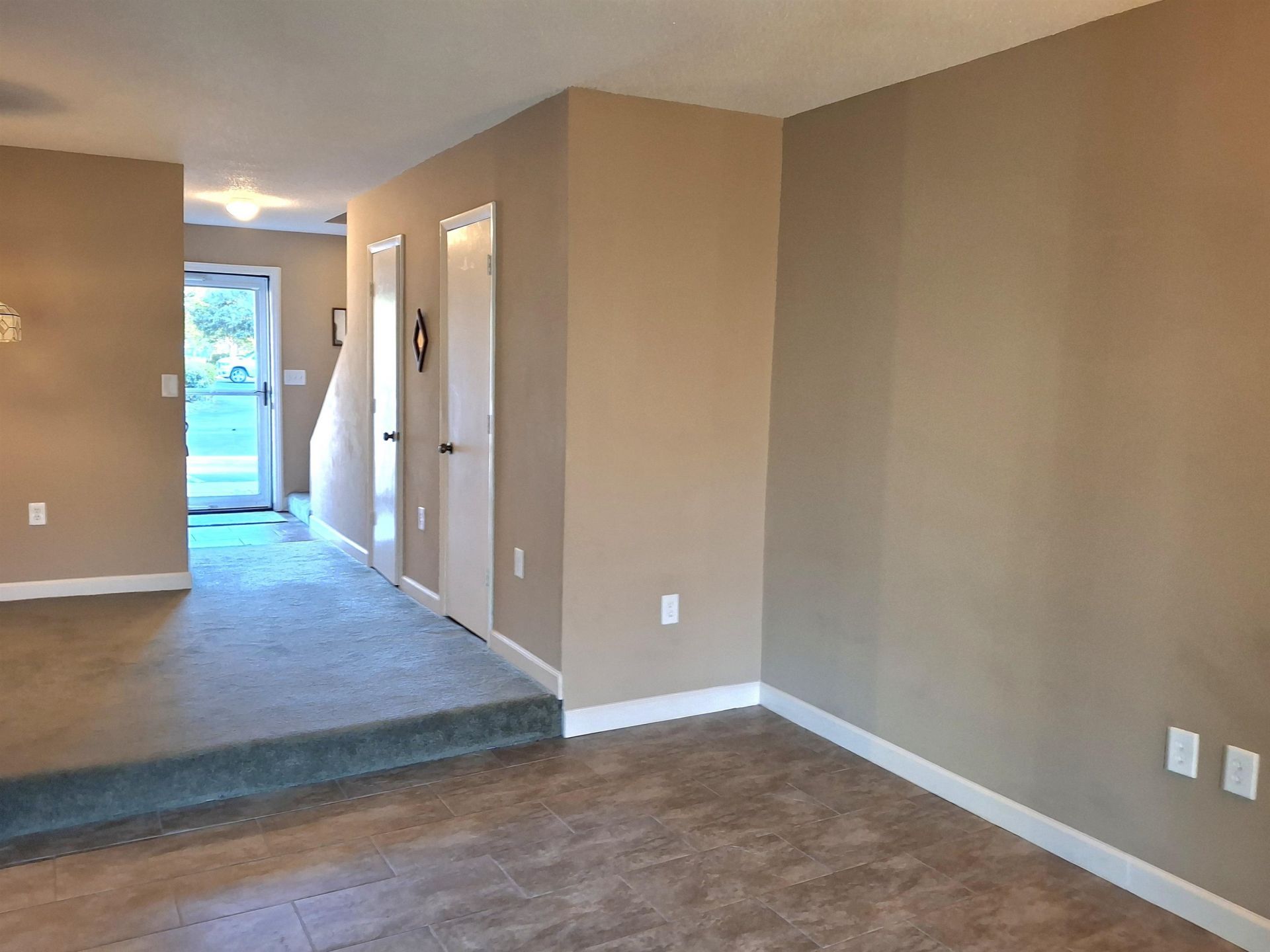 928 Villa Dr.  Photo 21