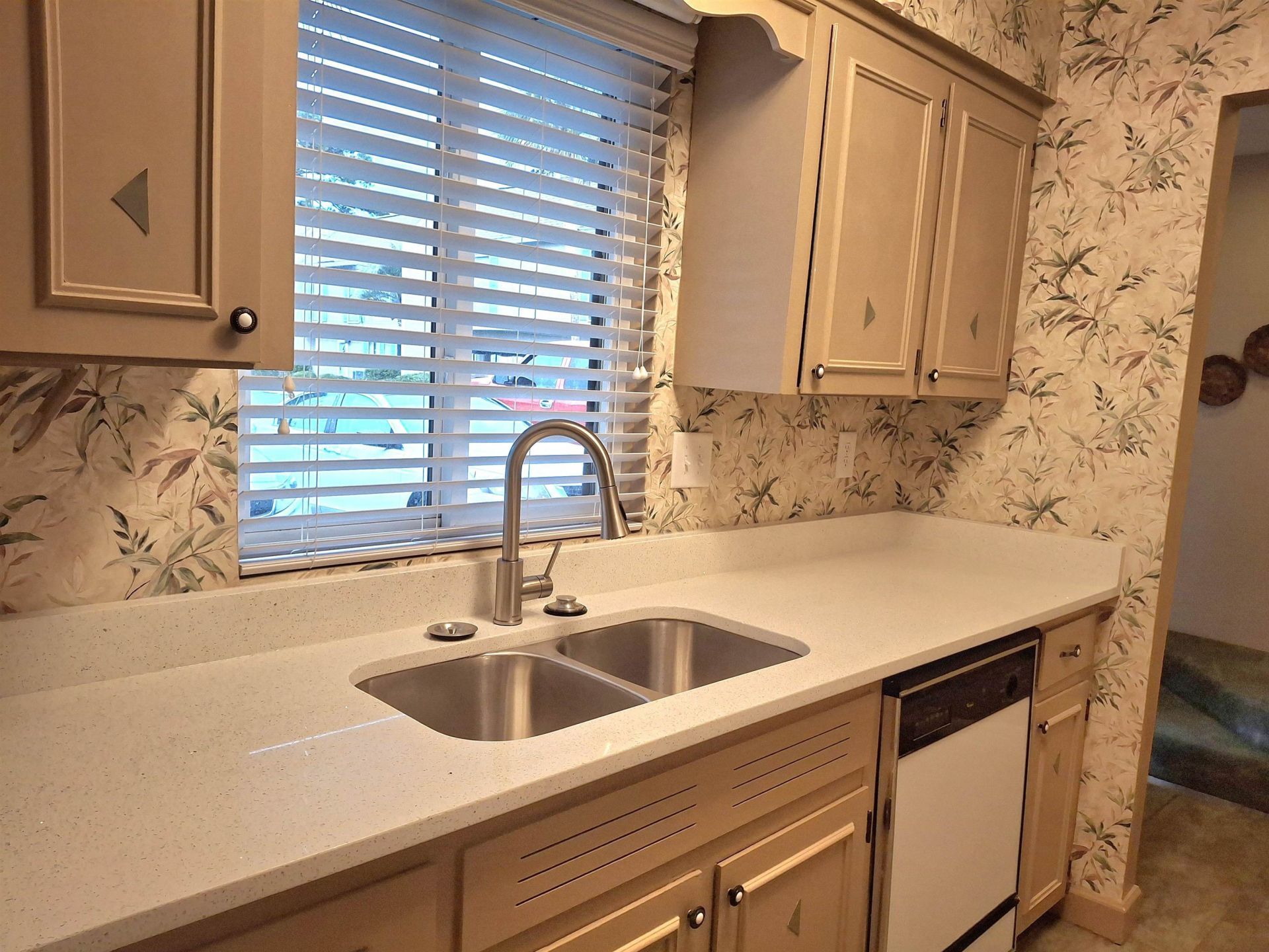 928 Villa Dr. Photo 25