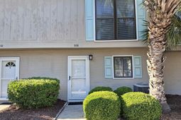 928 Villa Dr.  photo 4