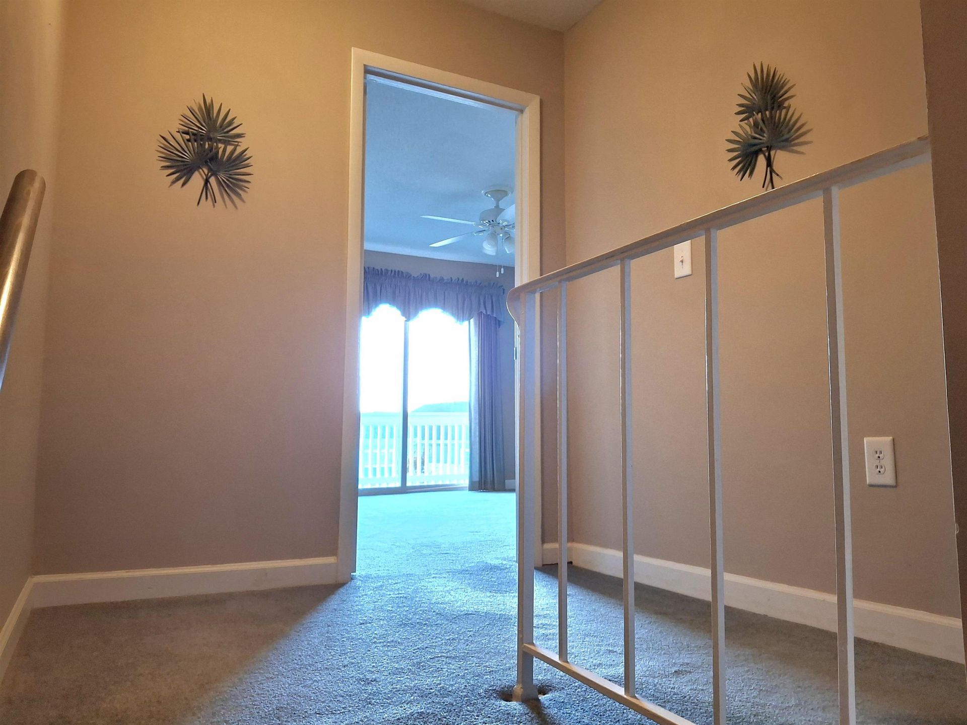 928 Villa Dr. Photo 42