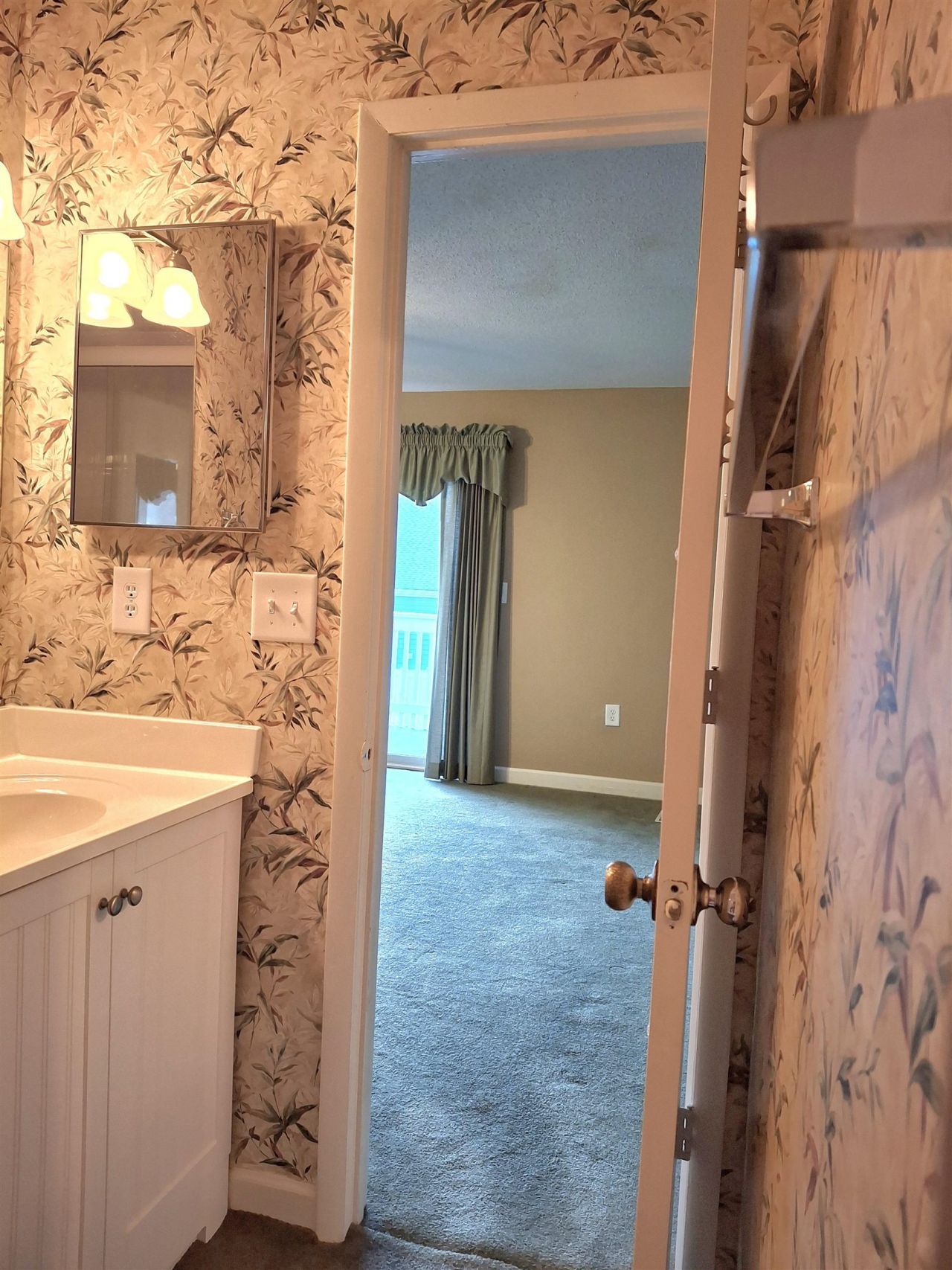 928 Villa Dr.  Photo 48