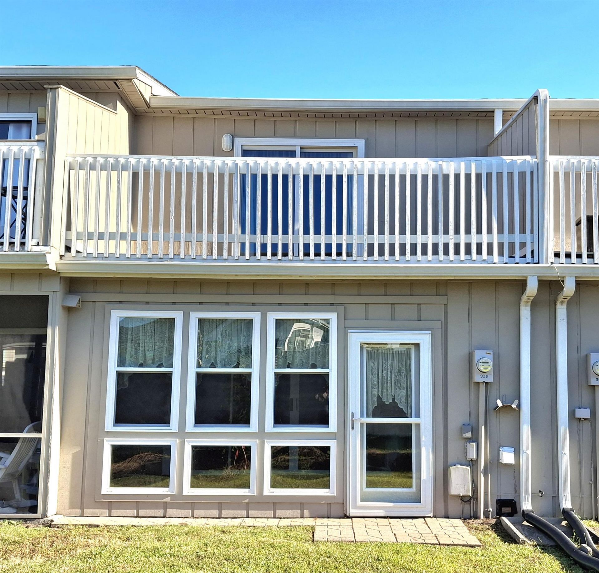 928 Villa Dr. Photo 5