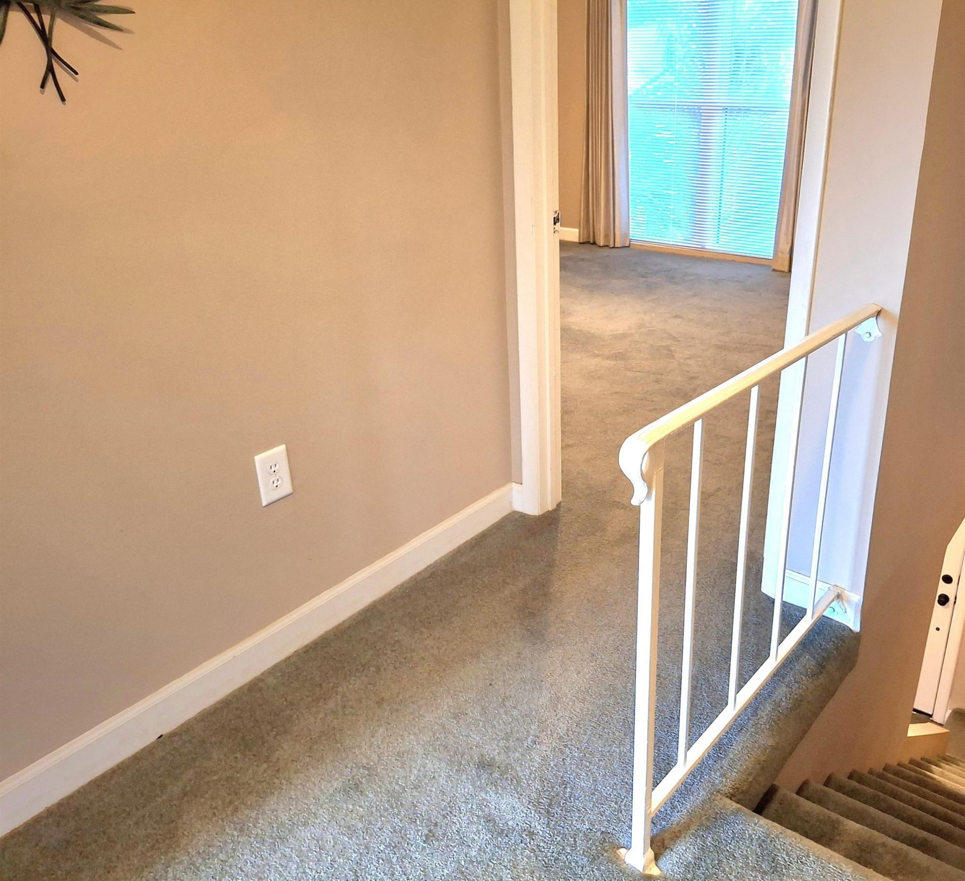 928 Villa Dr. Photo 53