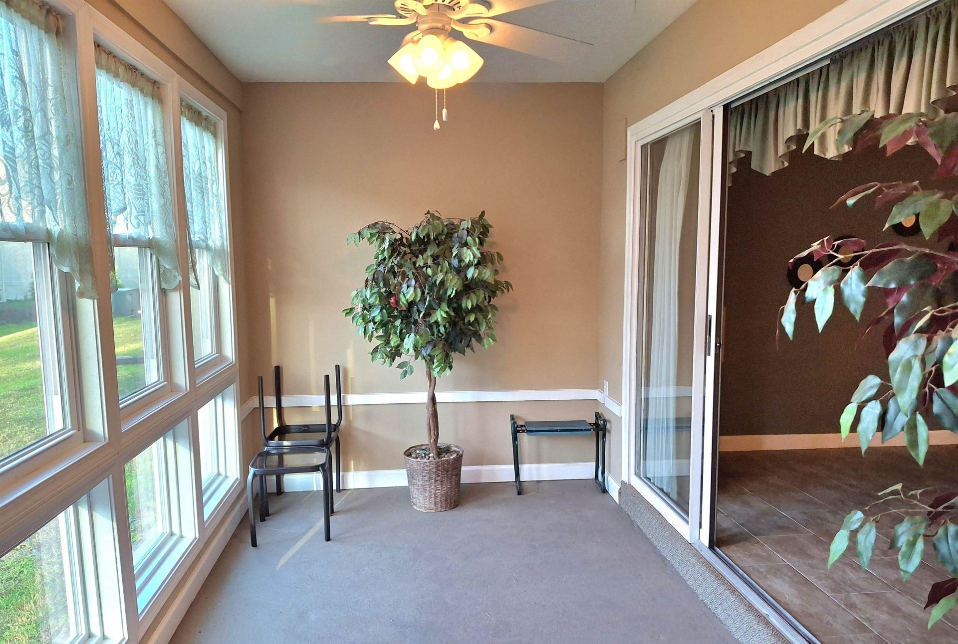 928 Villa Dr. Photo 68