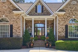 681 Reserve Dr.  photo 4