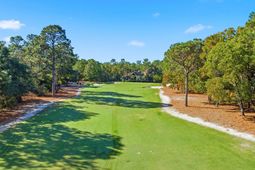 681 Reserve Dr. photo 4