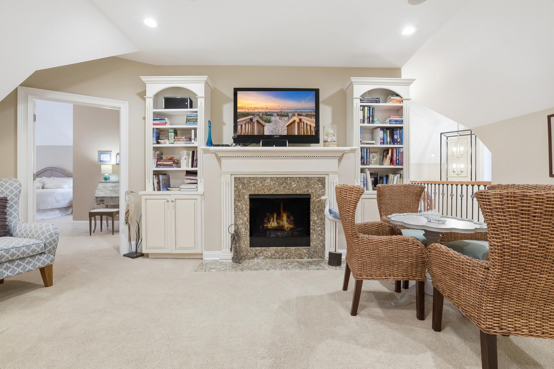 681 Reserve Dr.  Photo 44