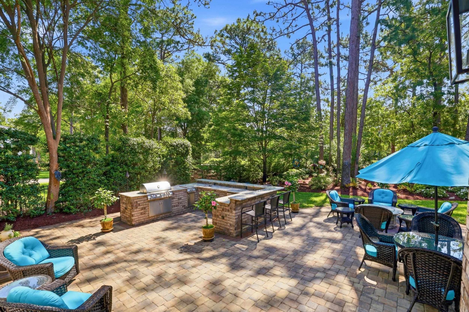 681 Reserve Dr.  Photo 5
