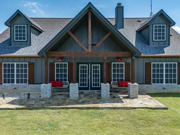 117 Ranchview Court , Bowie, TX 76230