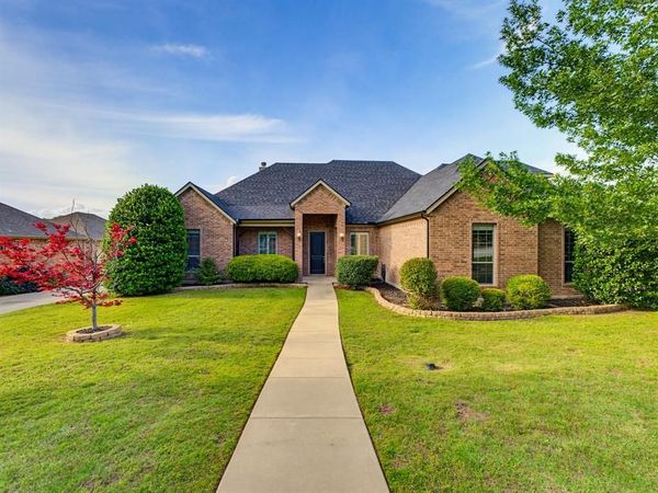 208 William Allen Lane , Decatur, TX 76234