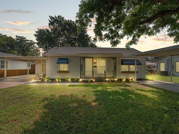 602 Harrisdale Avenue, River Oaks, TX 76114