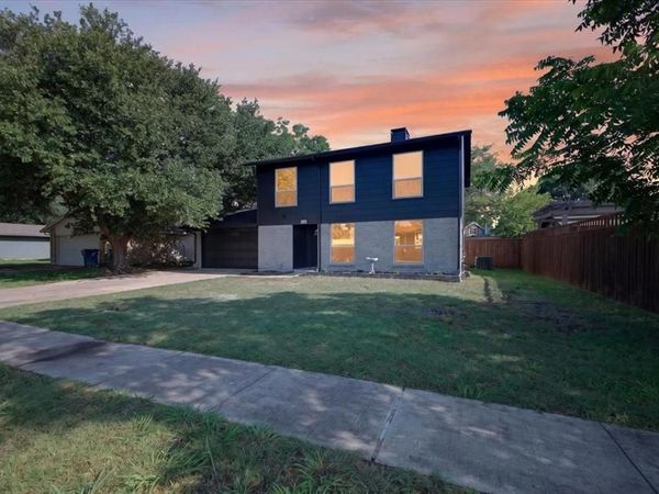 901 Huntington Drive, Lewisville, TX 75067