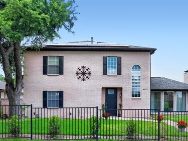 6033 Daven Oaks Drive, Dallas, TX 75248