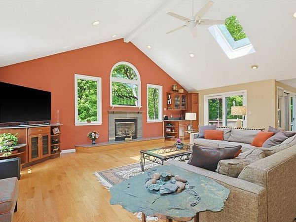 619 Massapoag Ave, Sharon, MA 02067