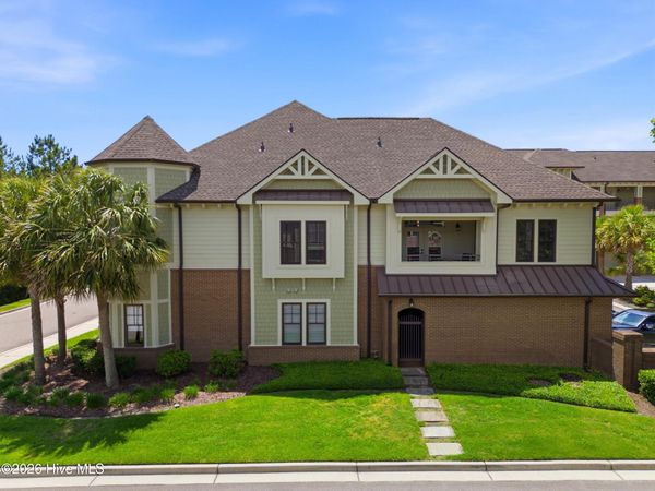 640 Village Park Drive, Unit 201, Wilmington, NC 28405