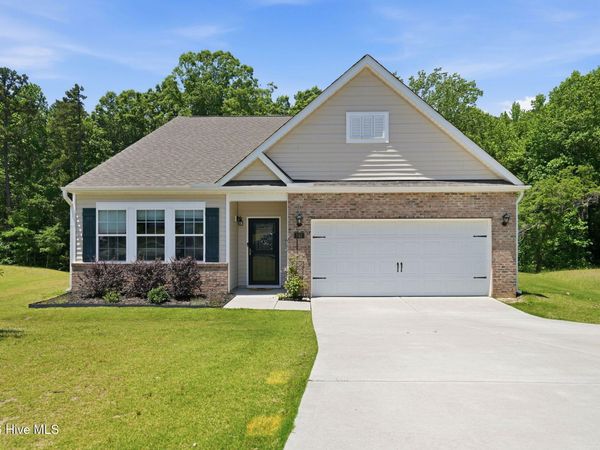 542 Little Rock Court, Carthage, NC 28327
