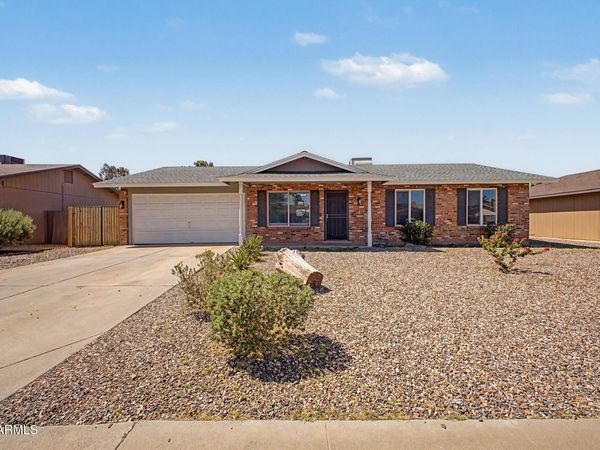 1112 W HACKAMORE Street, Mesa, AZ 85201