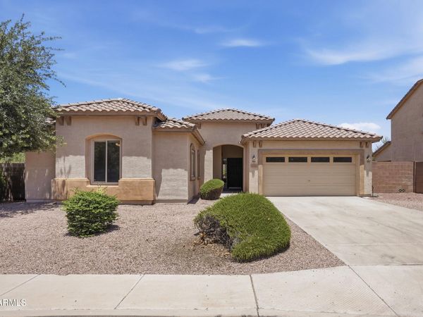 4216 E County Down Drive, Chandler, AZ 85249