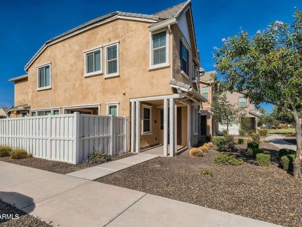 2275 S Agnes Lane, Gilbert, AZ 85295