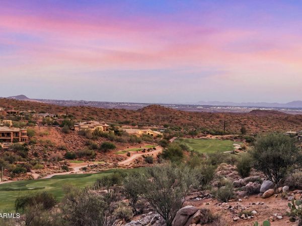 9815 N PALISADES Boulevard, Fountain Hills, AZ 85268