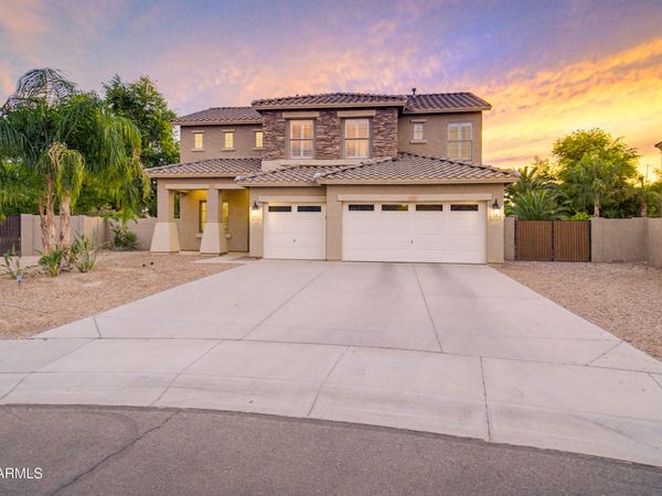 4984 S COBBLESTONE Street, Gilbert, AZ 85298