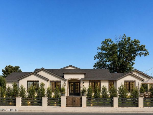 3802 E CAMPBELL Avenue, Phoenix, AZ 85018