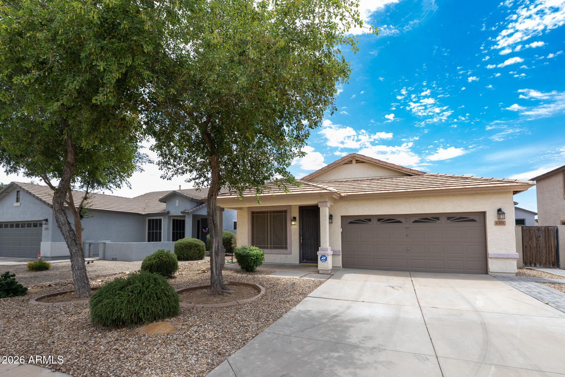 4301 E Oxford Lane, Gilbert, AZ 85295 Main Photo