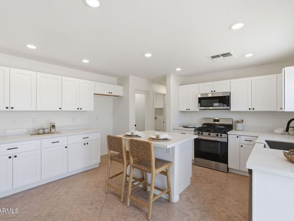 812 W GIBSON Avenue, Coolidge, AZ 85128