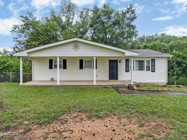 130 Shubert St, Kingston, TN 37763