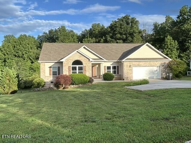140 Nunyu Tr, Vonore, TN 37885 Main Photo