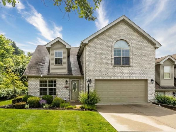 3432 Woodwind Dr, Clairton, PA 15025