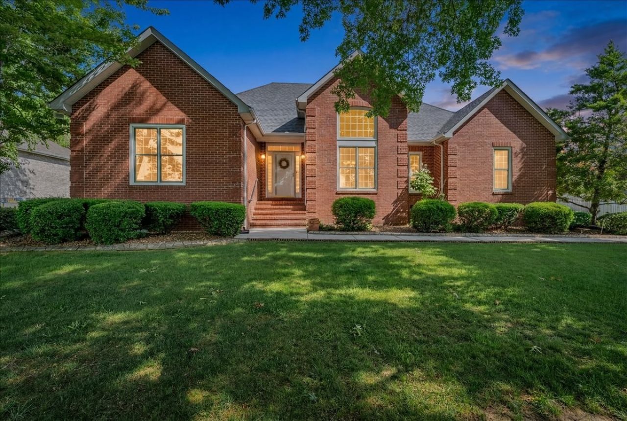 143 Hunters Ridge Dr, Tullahoma, TN 37388 Main Photo